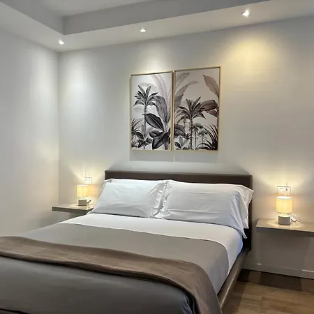 Smart House S.orsola - Garage & Garden شقة *