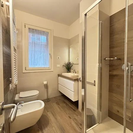 Smart House S.orsola - Garage & Garden Bologna